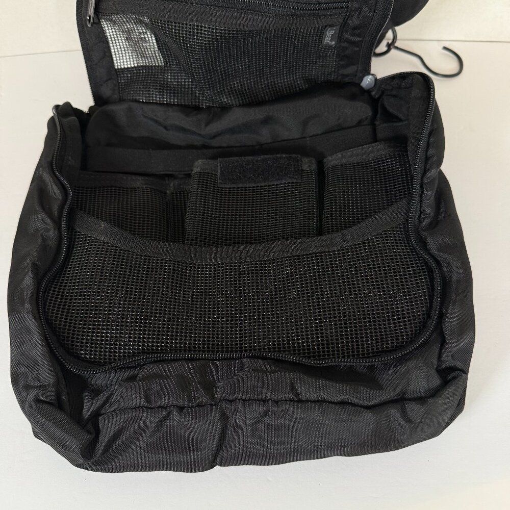 L.L.Bean's Personal Organizer Toiletry Bag with Removable Mesh Caddy - Picture 8 of 12